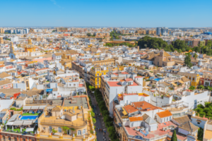 Vista aérea de las calles del Barrio de Santa Cruz en Sevilla.